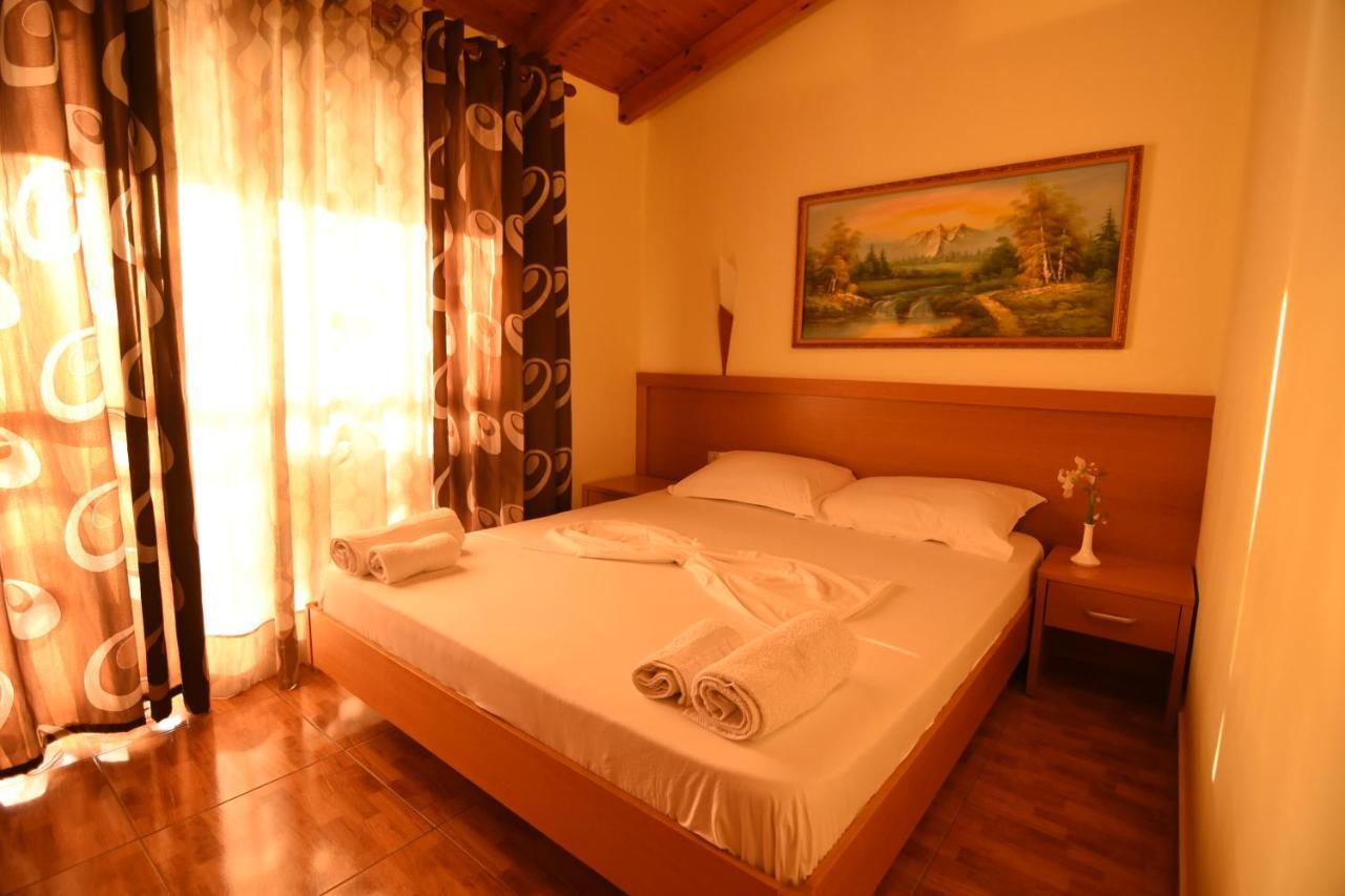 Hotel Ramosaco, Radhime, Vlore 외부 사진