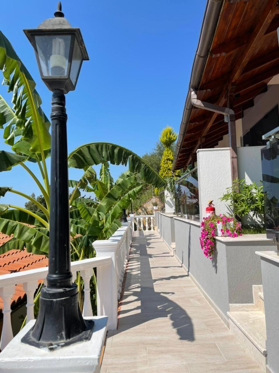 Hotel Ramosaco, Radhime, Vlore 외부 사진