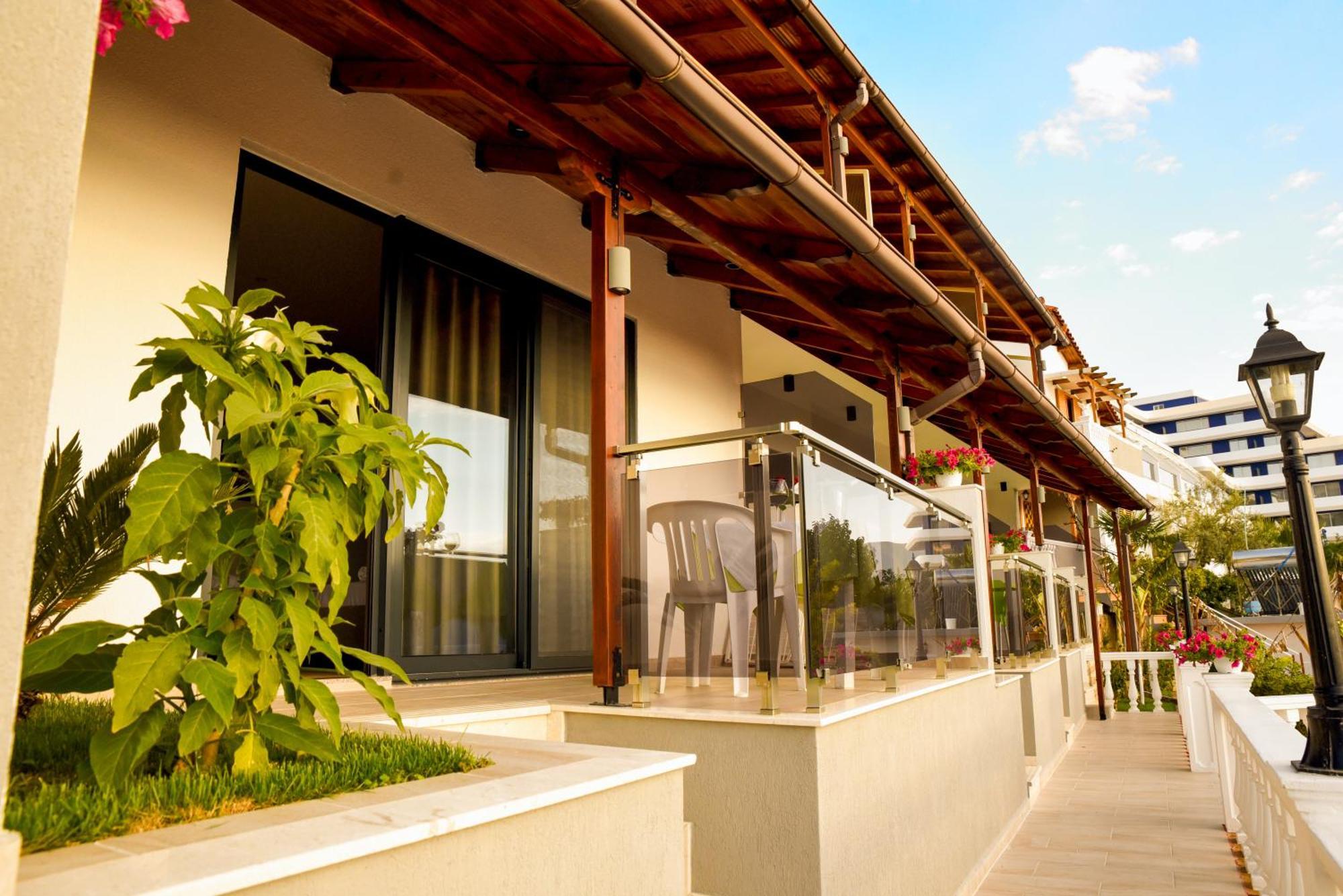 Hotel Ramosaco, Radhime, Vlore 외부 사진