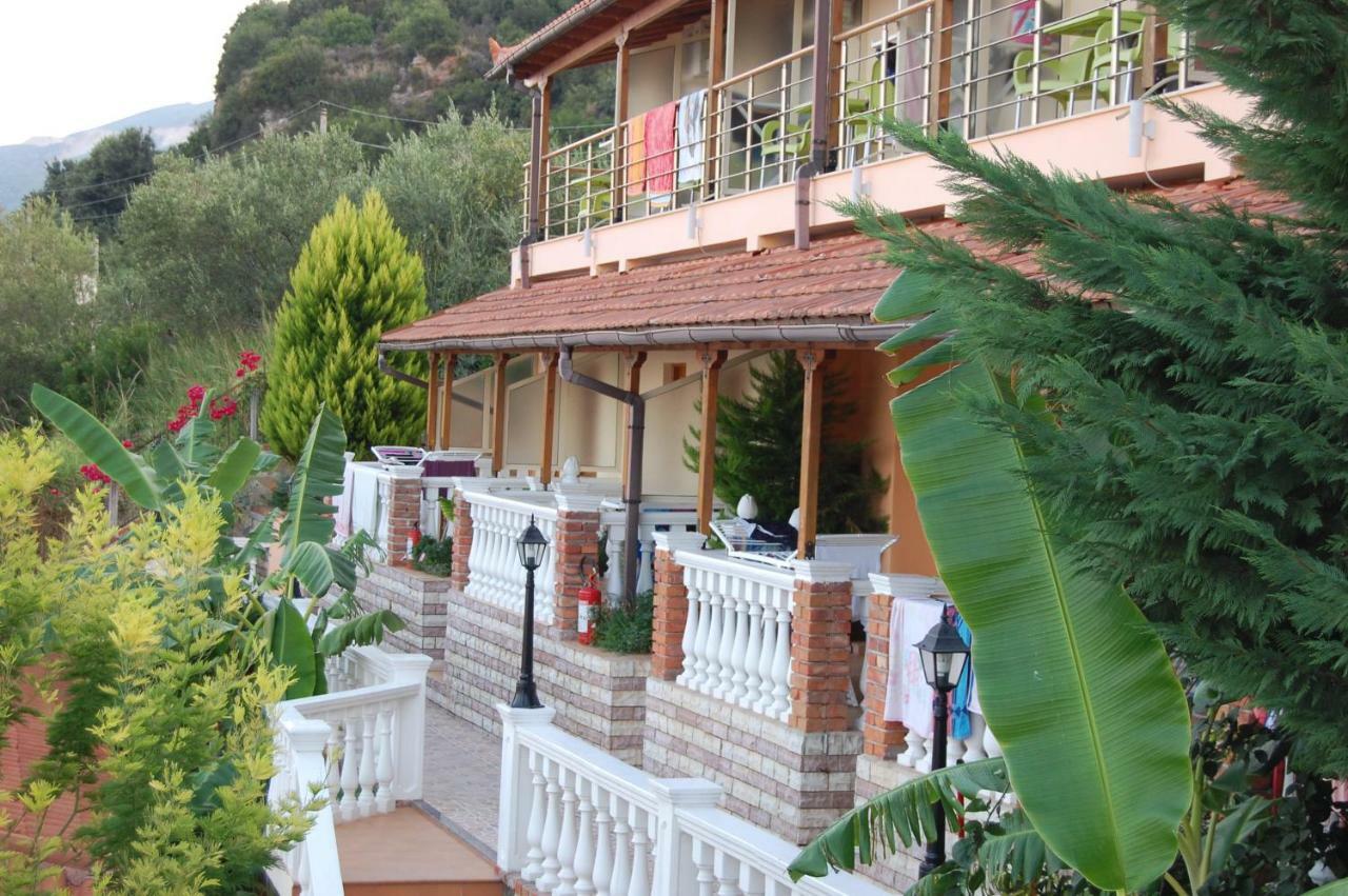 Hotel Ramosaco, Radhime, Vlore 외부 사진